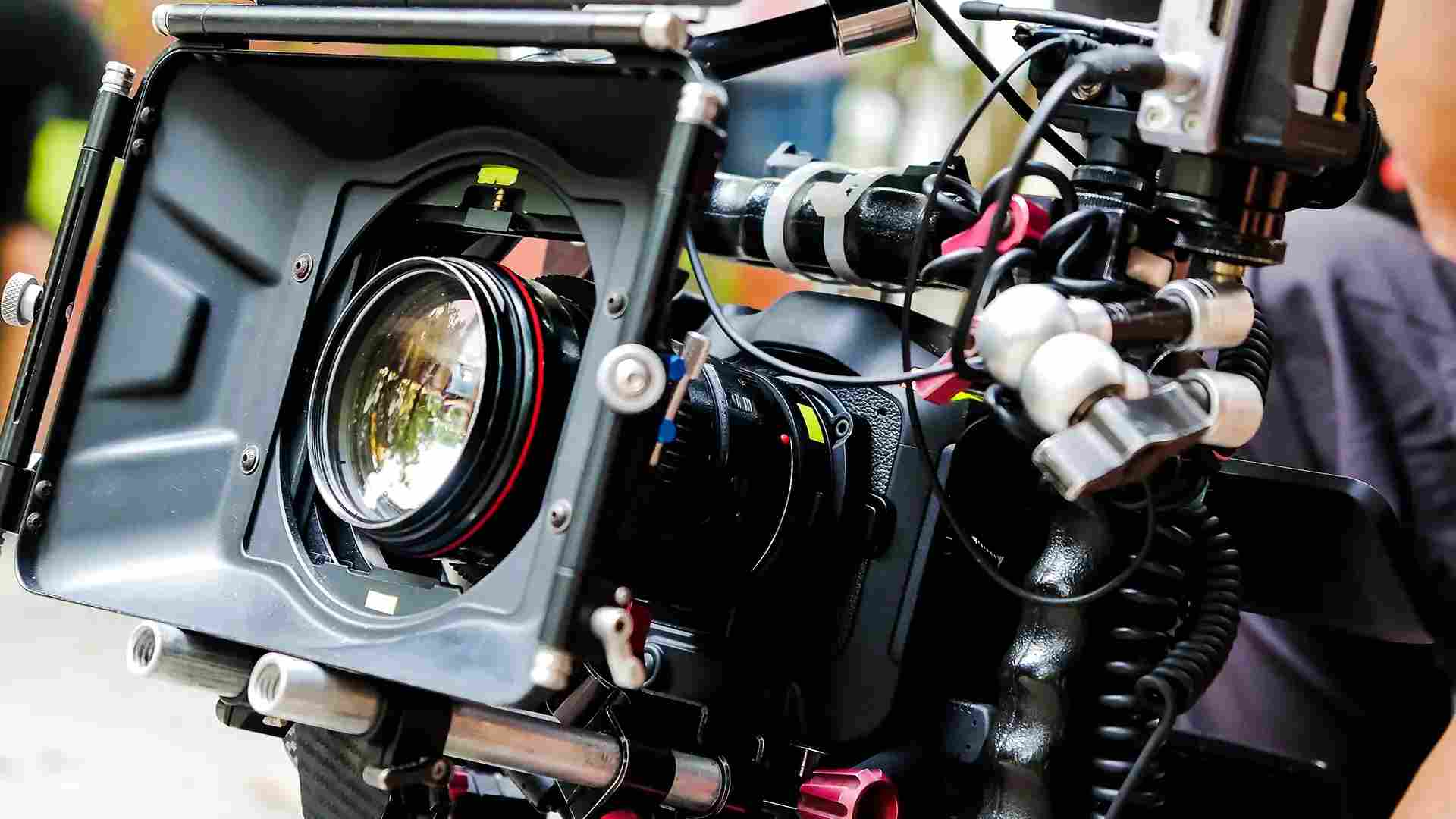 Literary Devices List: Elevate Storytelling with Strategic Creative Choices